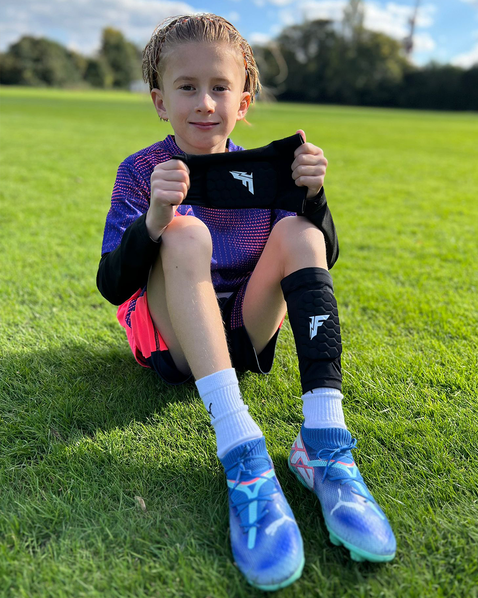 Ultimatives Paket – Integrierte Schienbeinschoner für Kinder